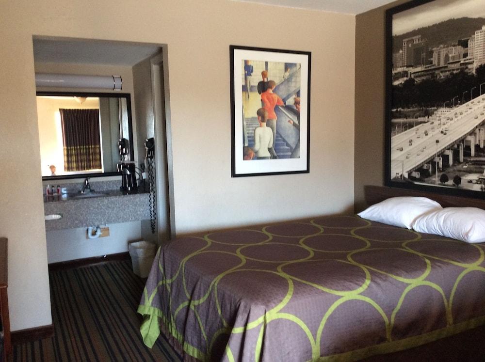 Super 8 By Wyndham Chattanooga/East Ridge Bagian luar foto