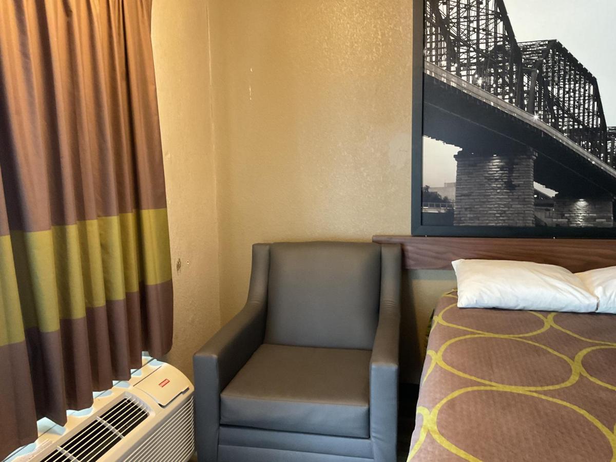 Super 8 By Wyndham Chattanooga/East Ridge Bagian luar foto