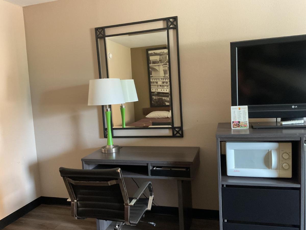 Super 8 By Wyndham Chattanooga/East Ridge Bagian luar foto